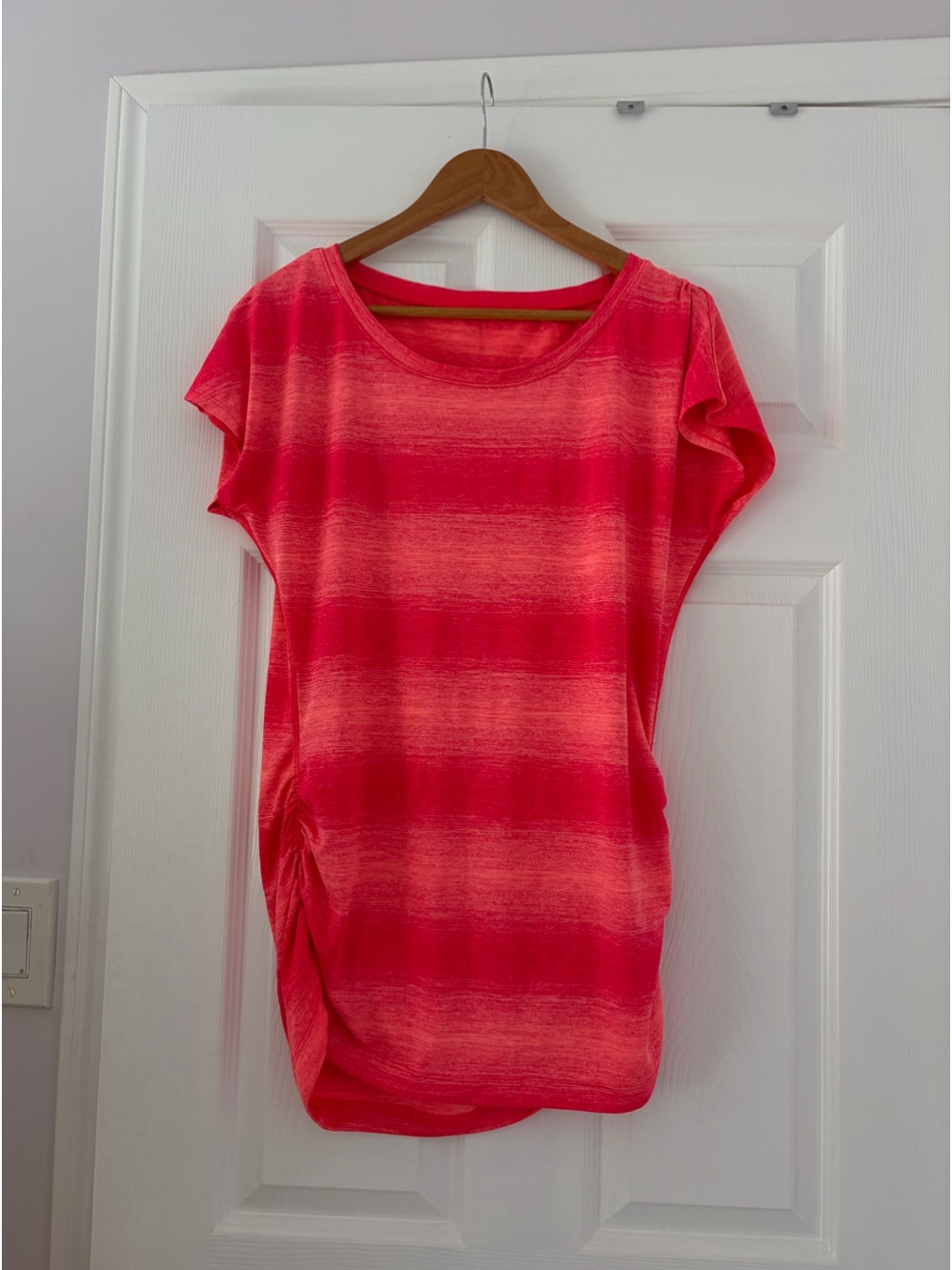 Women’s Short Sleeve Pink Ombre Tunic Top